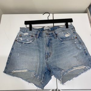Abercrombie boyfriend shorts size 10/30